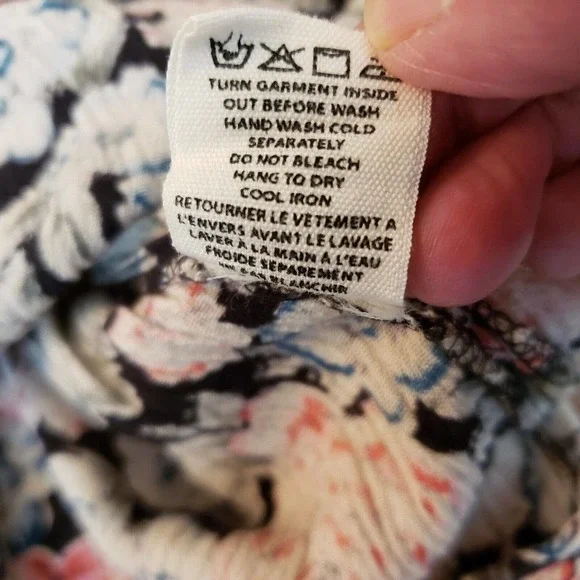 Billabong Women's Get Together V Neck Front Floral Shirt Tie Front Top Small - Picture 11 of 12